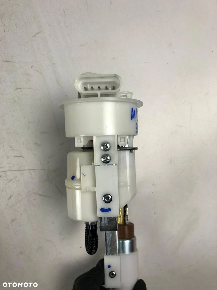 Piaggio MP3 250 300 10-16 Pompa Paliwa - 5