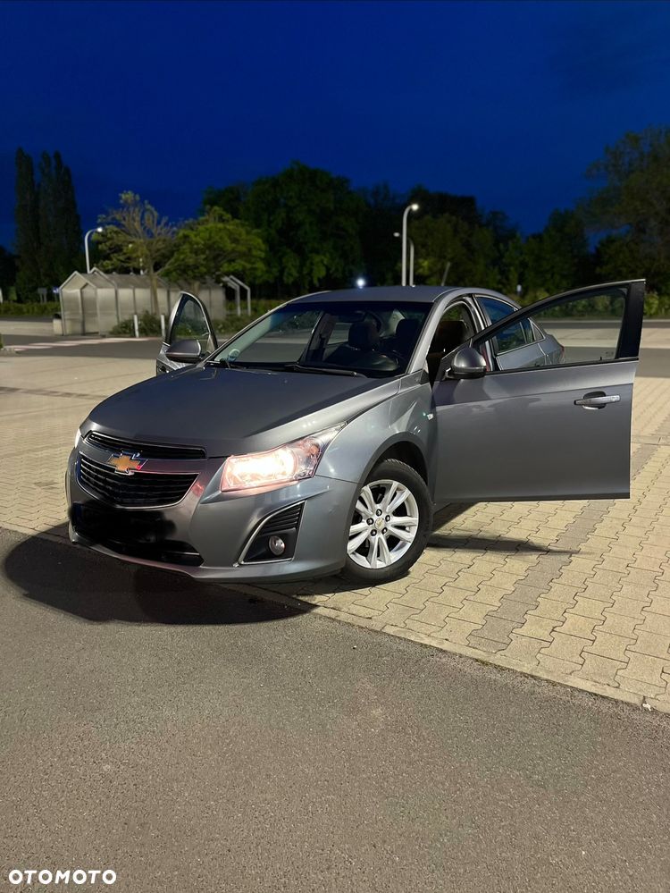 Chevrolet Cruze 1.8 LT+ - 1