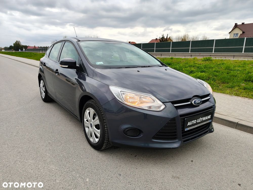 Ford Focus 1.6 Ambiente - 21