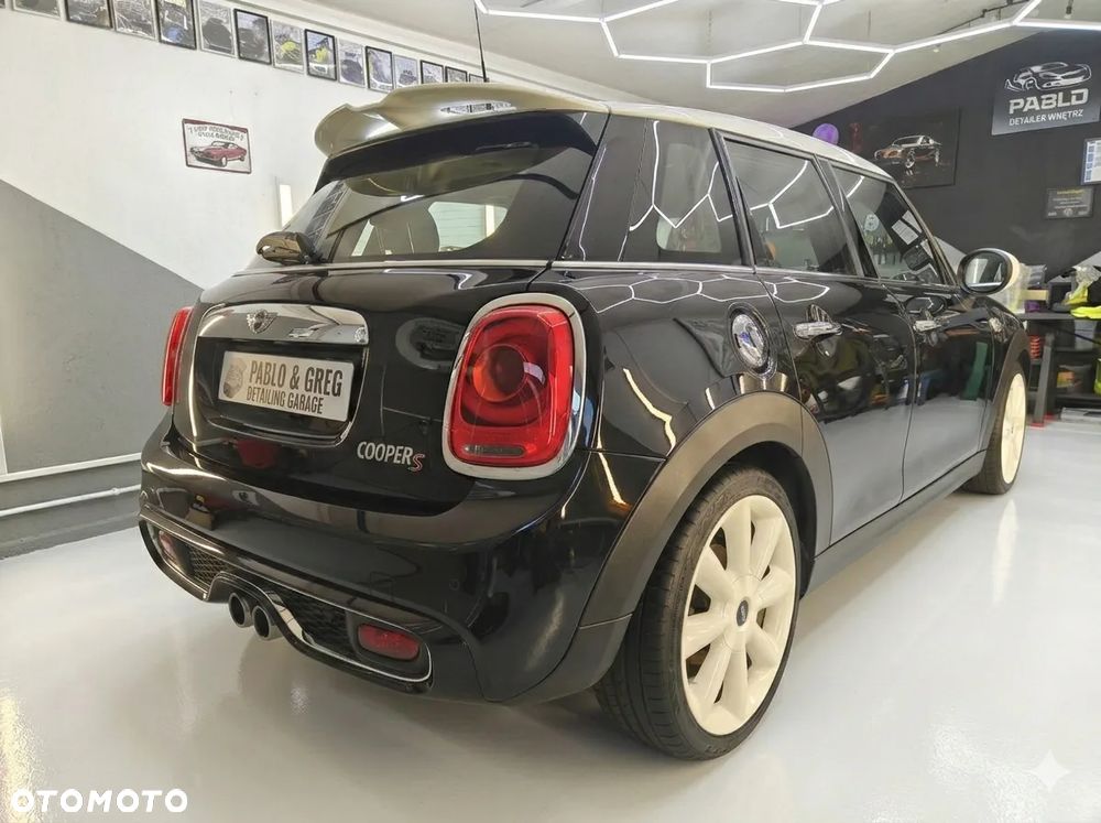 MINI Cooper S Standard - 12