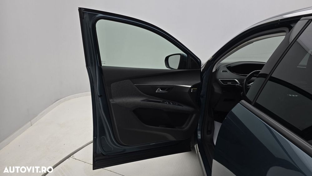 Peugeot 5008 - 12