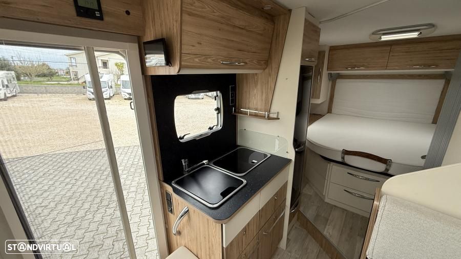 Bavaria T 650 Louis Vuitton c.central 6,5m - 6