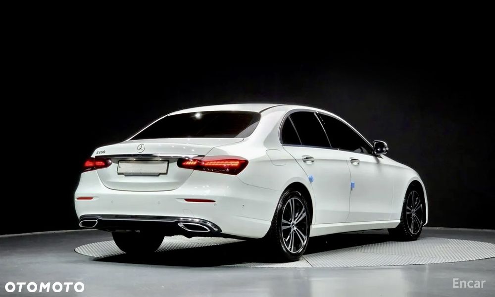 Mercedes-Benz Klasa E 250 9G-TRONIC - 5