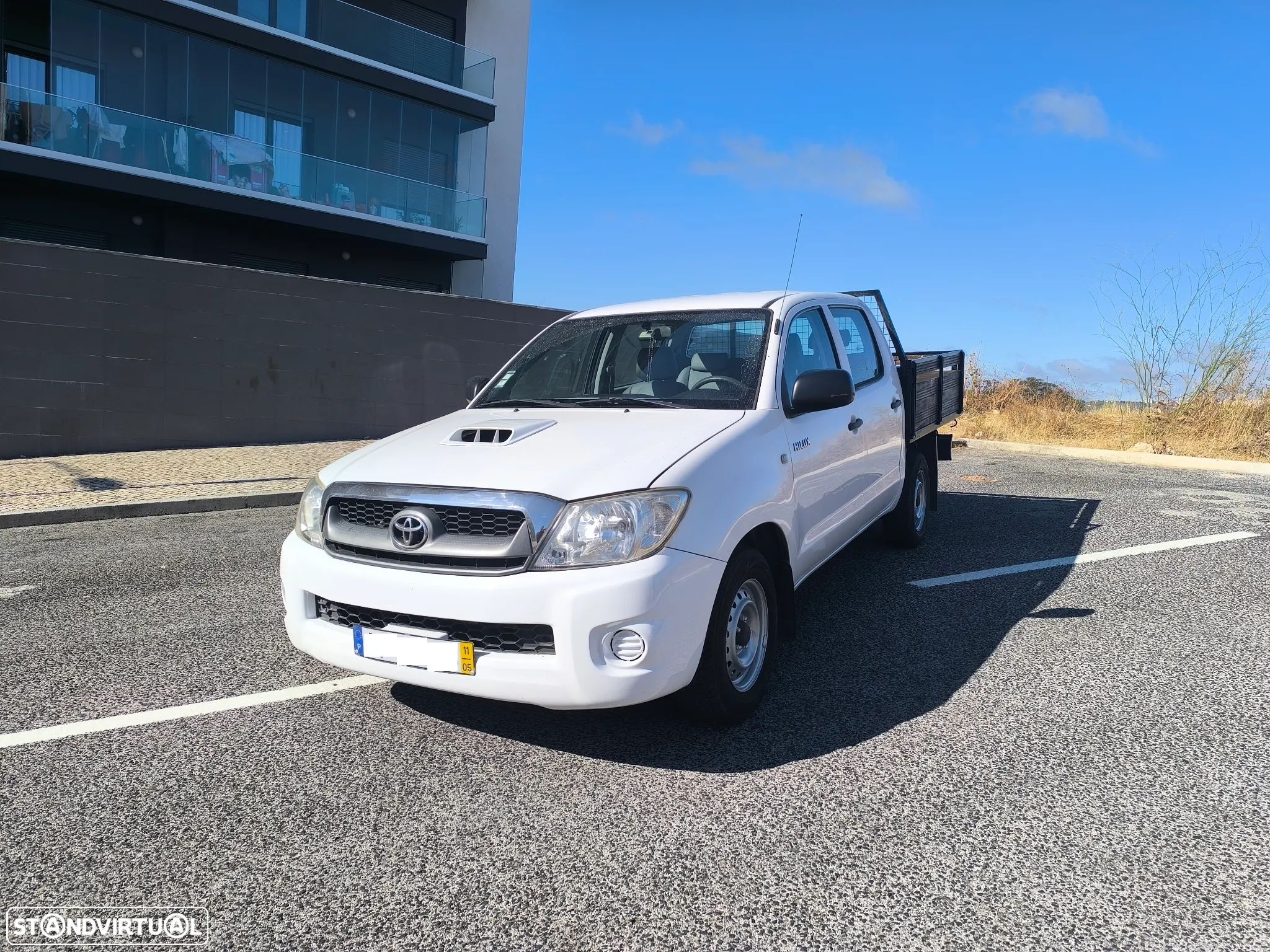 Toyota Hilux 2.5 D-4D 2WD CD AC - 1