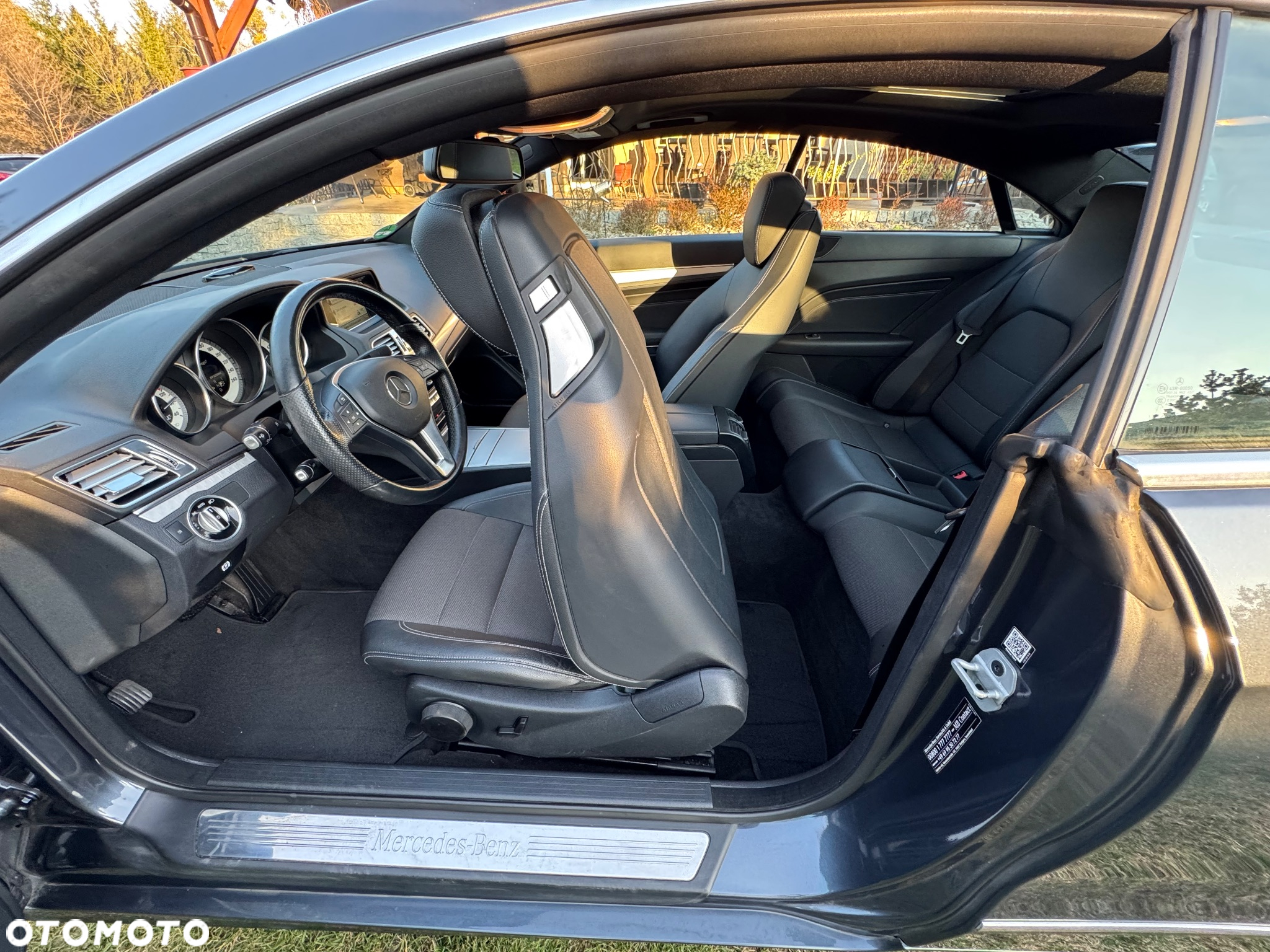 Mercedes-Benz Klasa E 200 Coupe 7G-TRONIC - 11