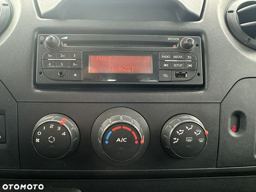 Renault Master - 24