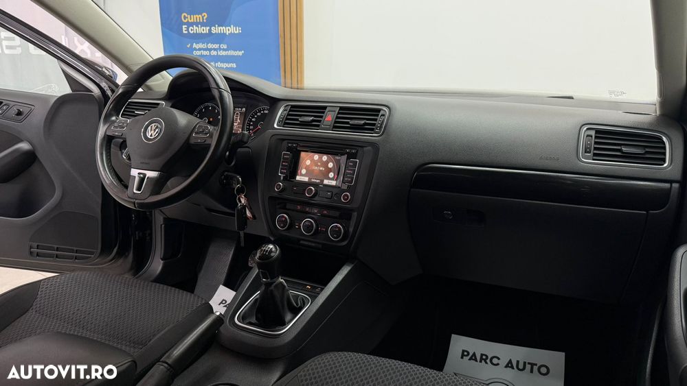 Volkswagen Jetta 1.2 TSI Comfortline - 20