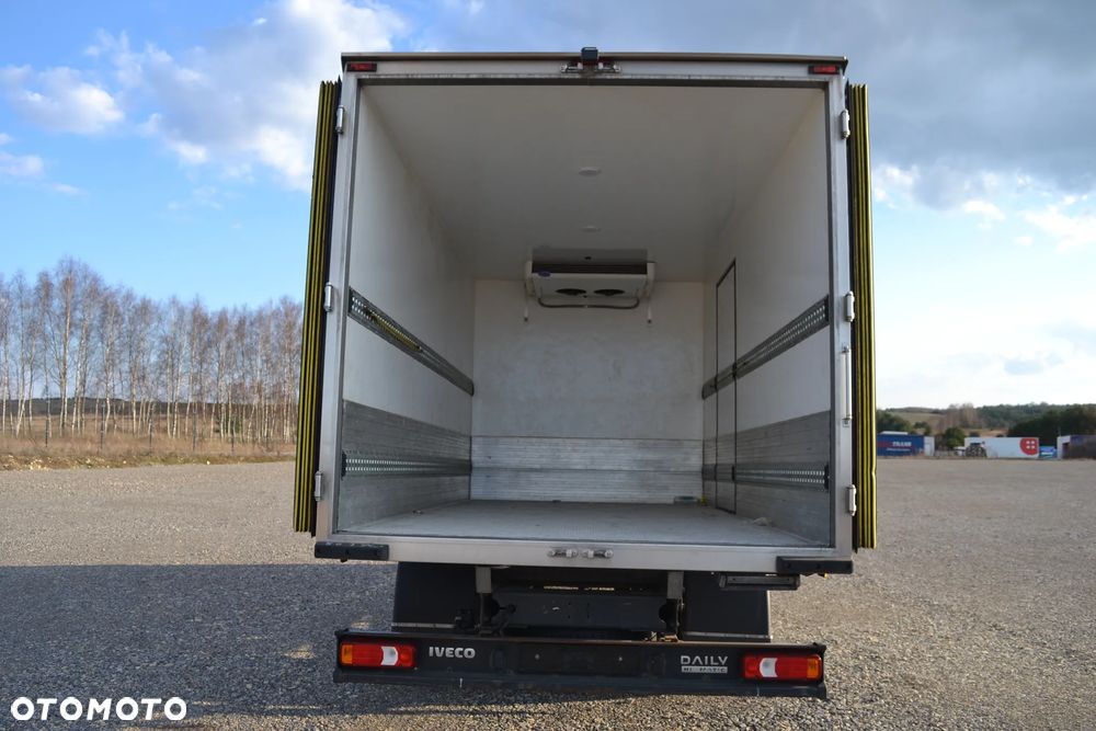 Iveco Daily 72C18 70C18 Chłodnia Izoterma 8 Palet Agregat Carrier XARIOS 500 Full LED Hi-Matic - 6