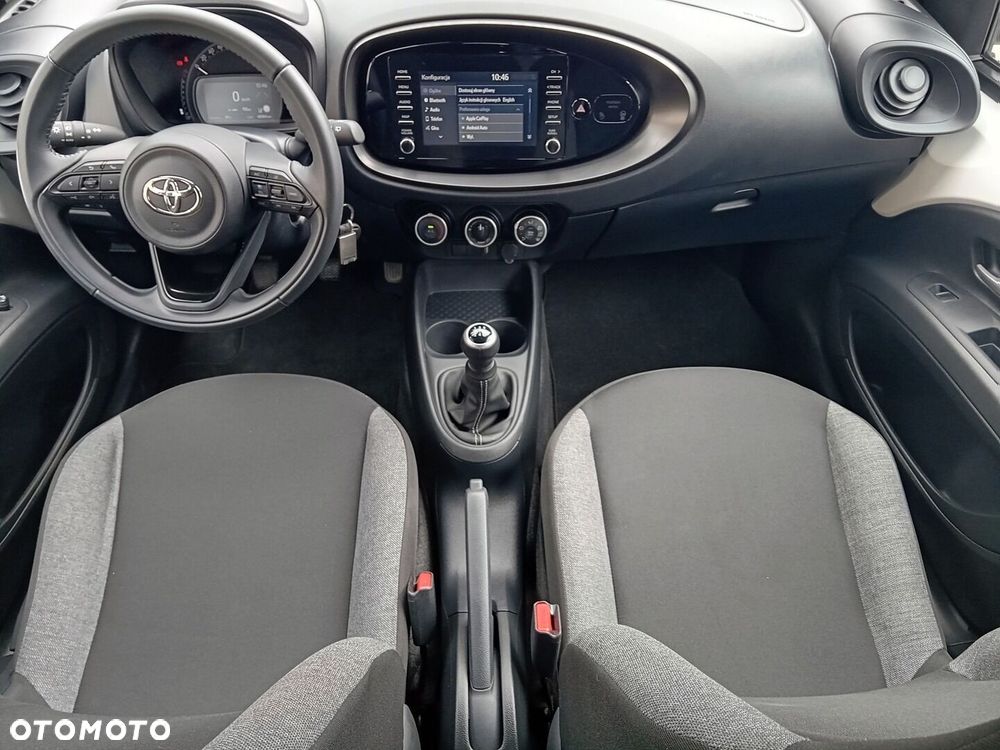 Toyota Aygo X - 9