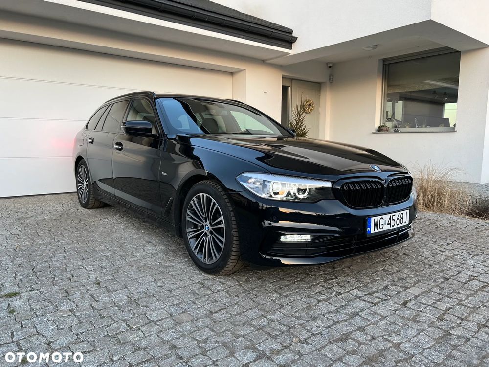 BMW Seria 5 530d xDrive Sport Line sport - 4