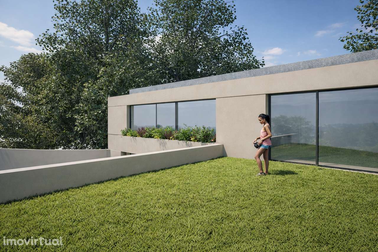 Moradia para reabilitar na Foz Velha - Grande imagem: 5/14