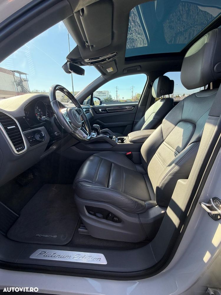 Porsche Cayenne Standard - 6
