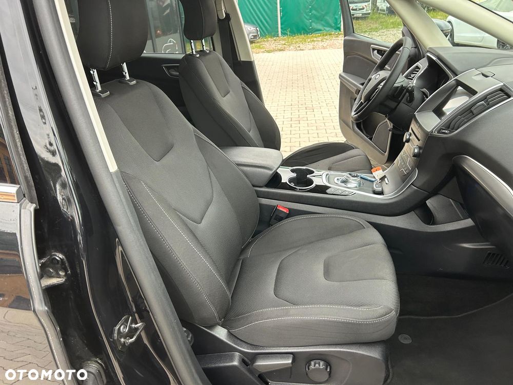 Ford S-Max 2.0 EcoBlue Titanium - 21