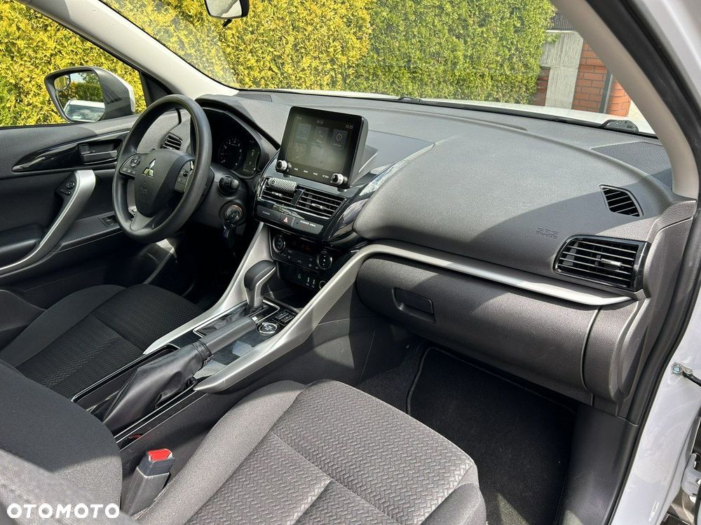 Mitsubishi Eclipse Cross - 15