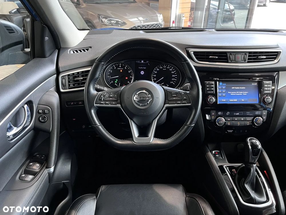 Nissan Qashqai 1.2 DIG-T Xtronic TEKNA+ - 15