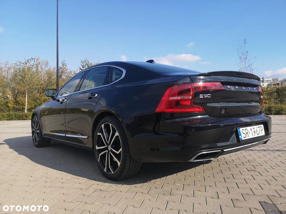 Volvo S90 - 4