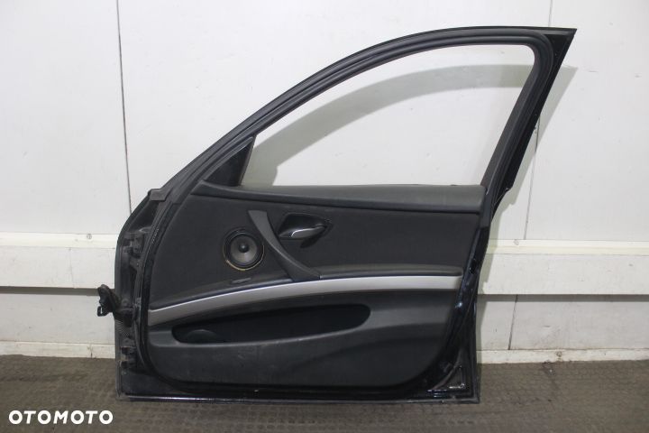 DRZWI PRAWY PRZÓD BMW 3 318D E91 668/9 - 2