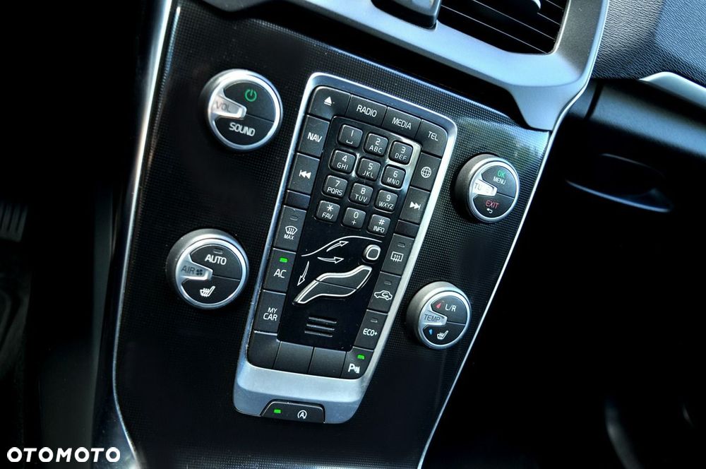 Volvo V40 D2 Geartronic Inscription - 25