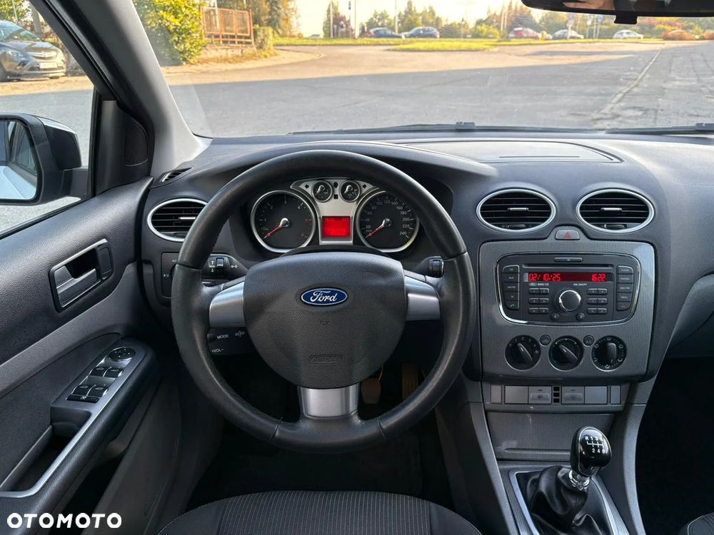 Ford Focus 2.0 TDCi Titanium - 16