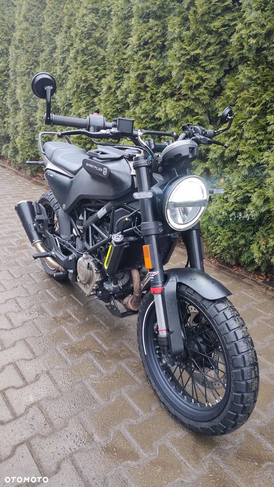 Husqvarna Svartpilen - 1