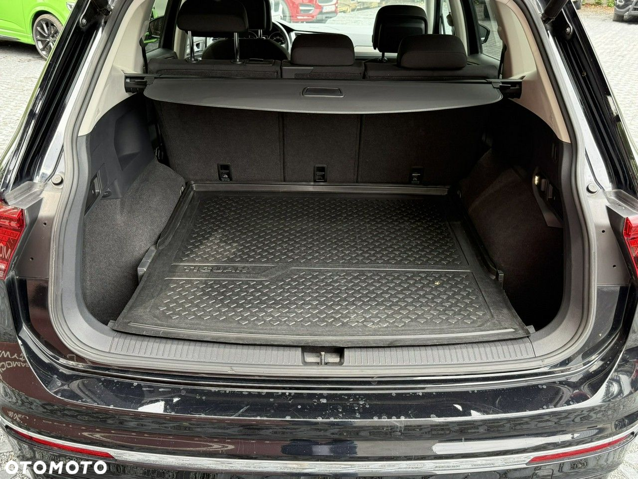 Volkswagen Tiguan Allspace - 16