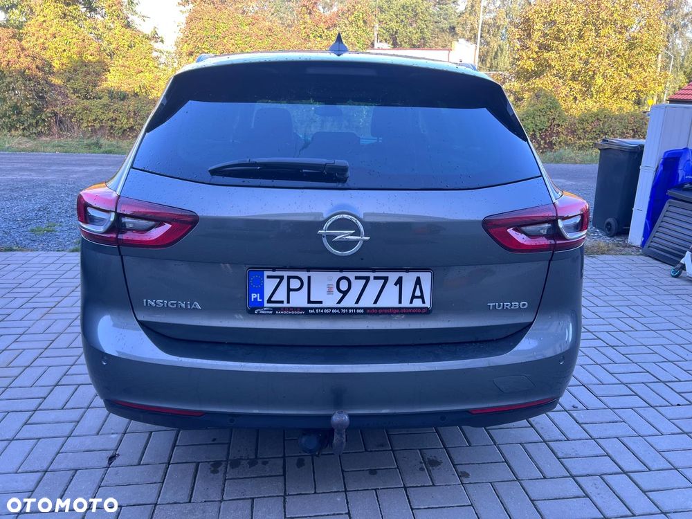 Opel Insignia - 11