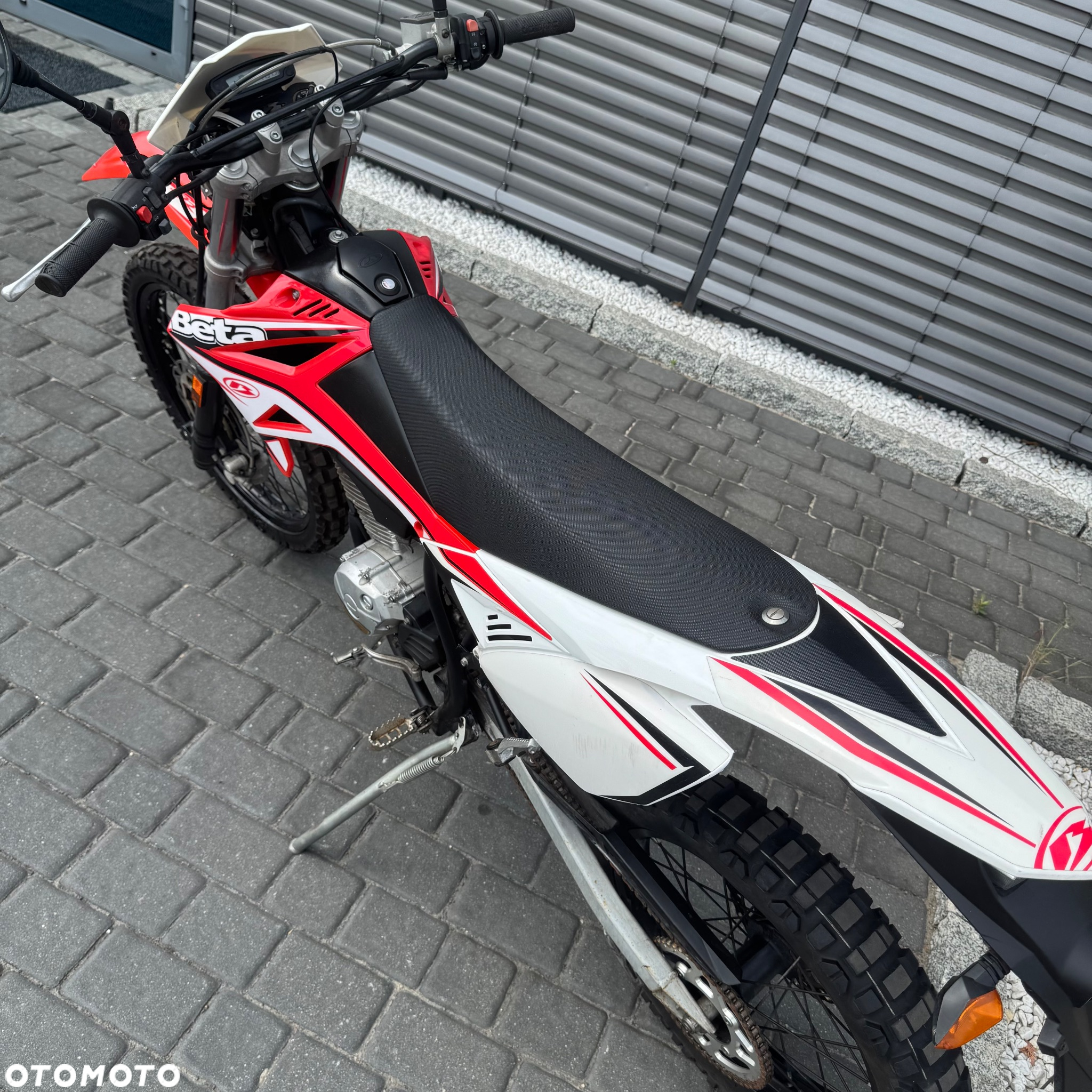 Beta RR - 9