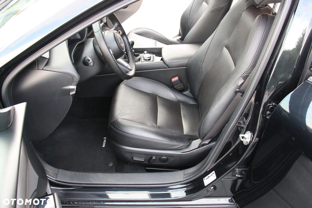 Mazda 3 2.0 mHEV Exclusive Line - 16