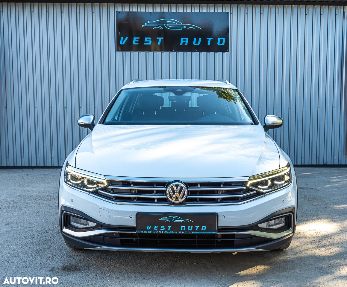Volkswagen Passat Alltrack 2.0 TDI SCR 4Motion DSG - 16