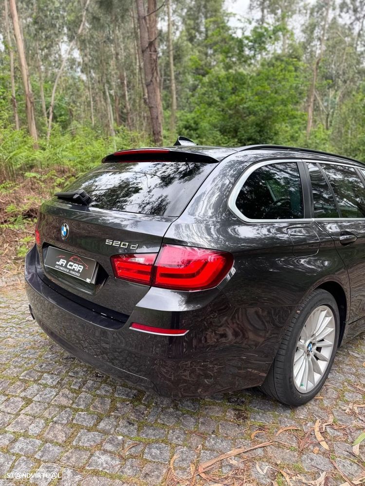 BMW 520 - 12