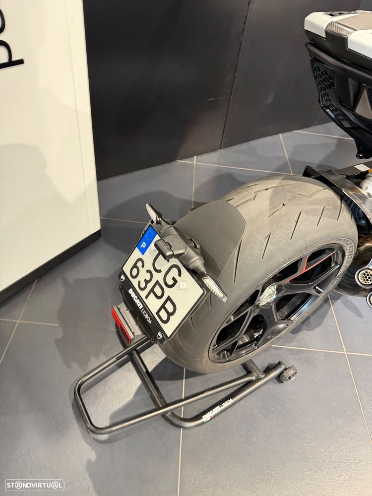 Ducati Diavel V4 RS - 11