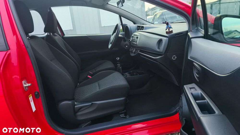 Toyota Yaris - 23