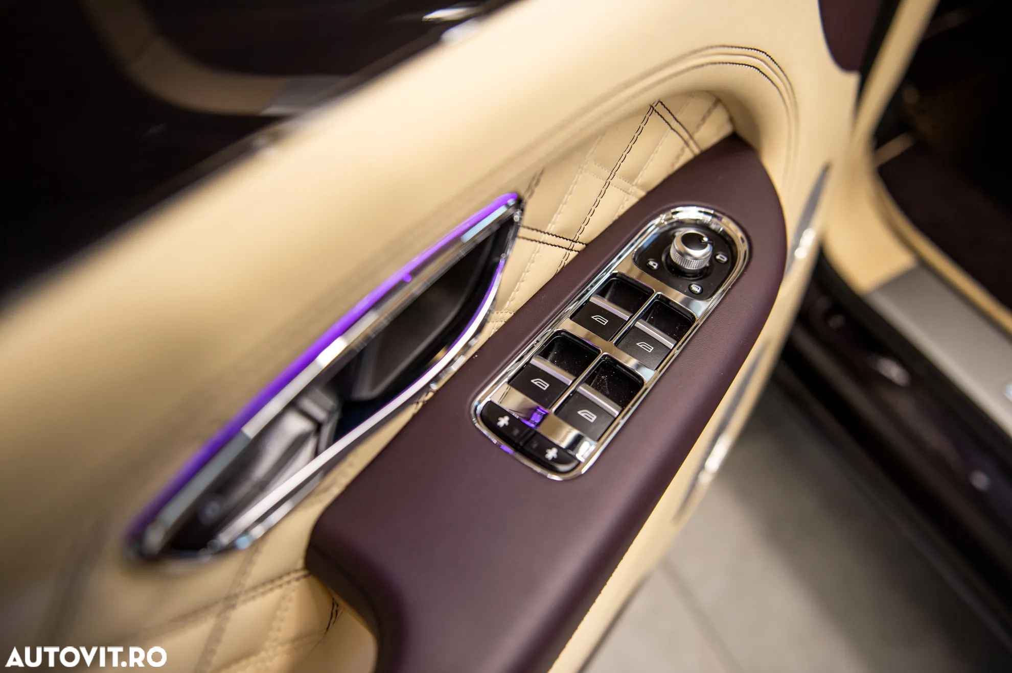 Bentley Bentayga - 14