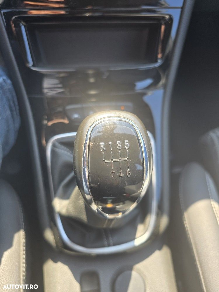 Opel Astra 1.5 D Start/Stop Edition - 9