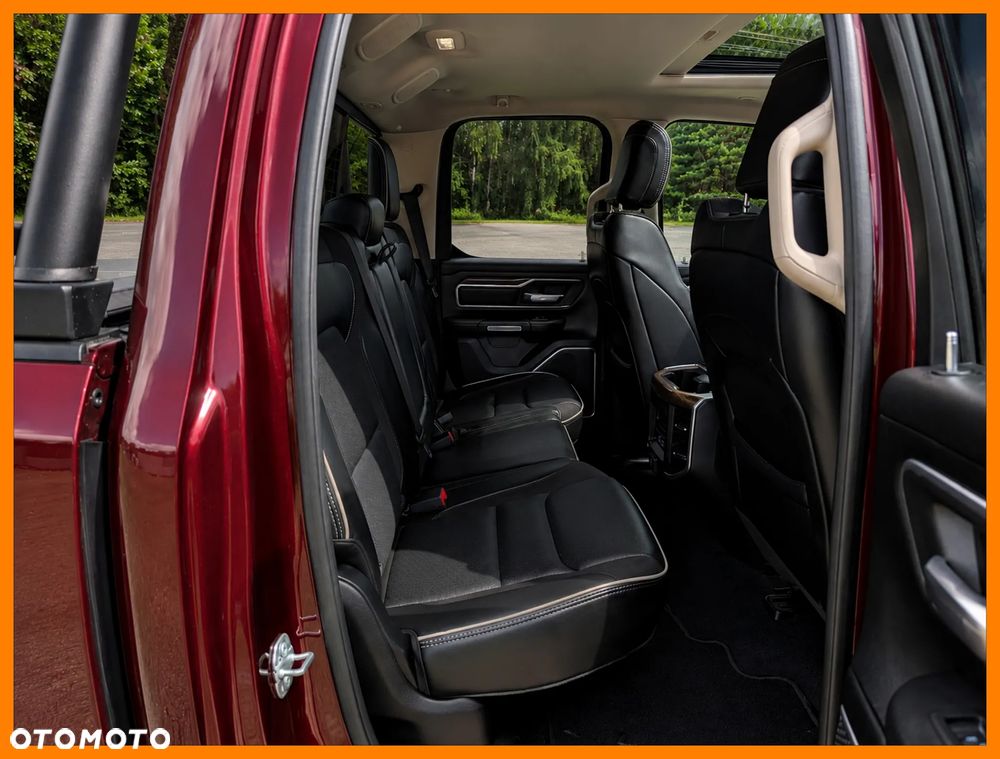 RAM 1500 Quad Cab Laramie - 18