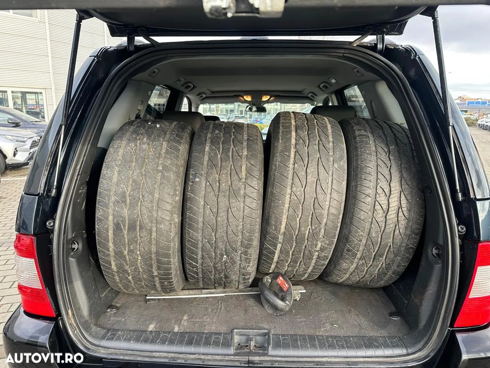 Mercedes-Benz ML - 14