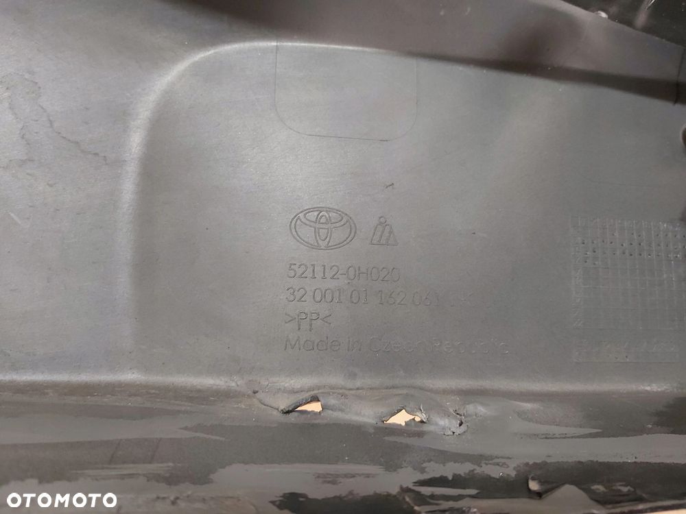 Toyota AYGO II grill kratka zderzaka przód X - 7