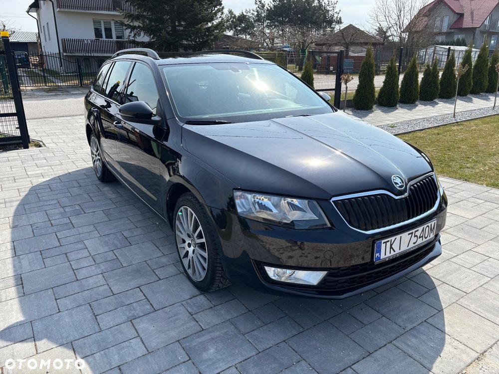 Skoda Octavia 2.0 TDI Edition DSG - 4