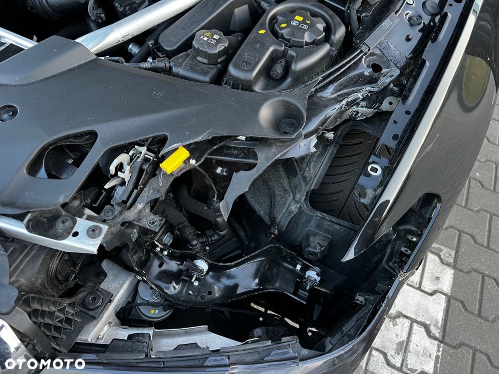 BMW Seria 5 530i xDrive - 24