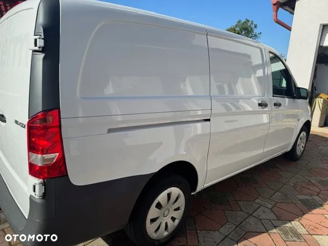 Mercedes-Benz VITO - 11