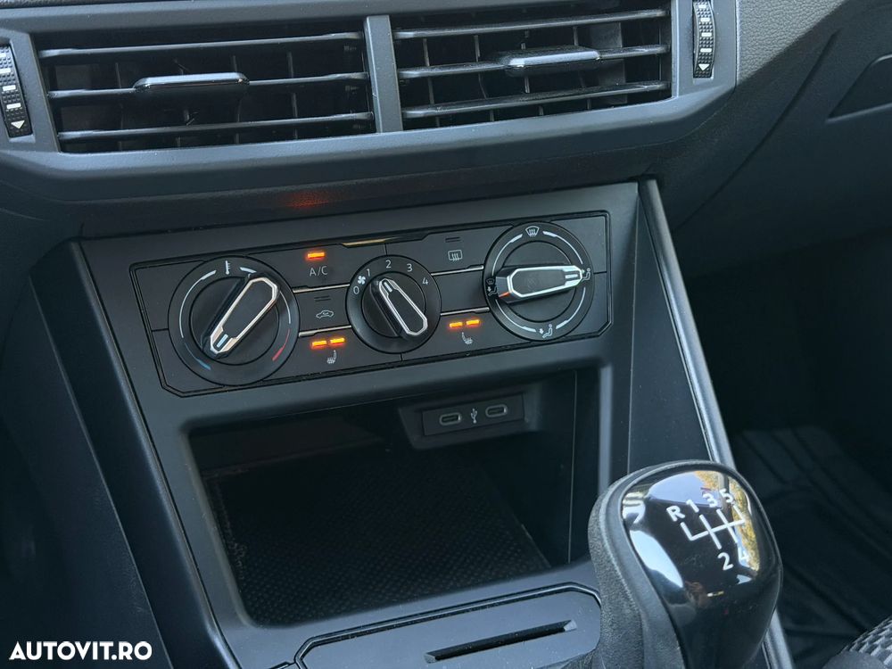 VOLKSWAGEN Polo 2025 — imagine 15