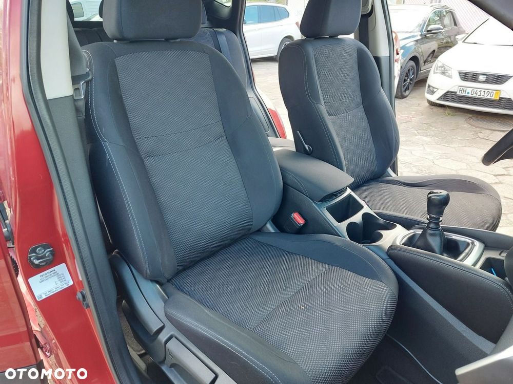 Nissan Qashqai - 17