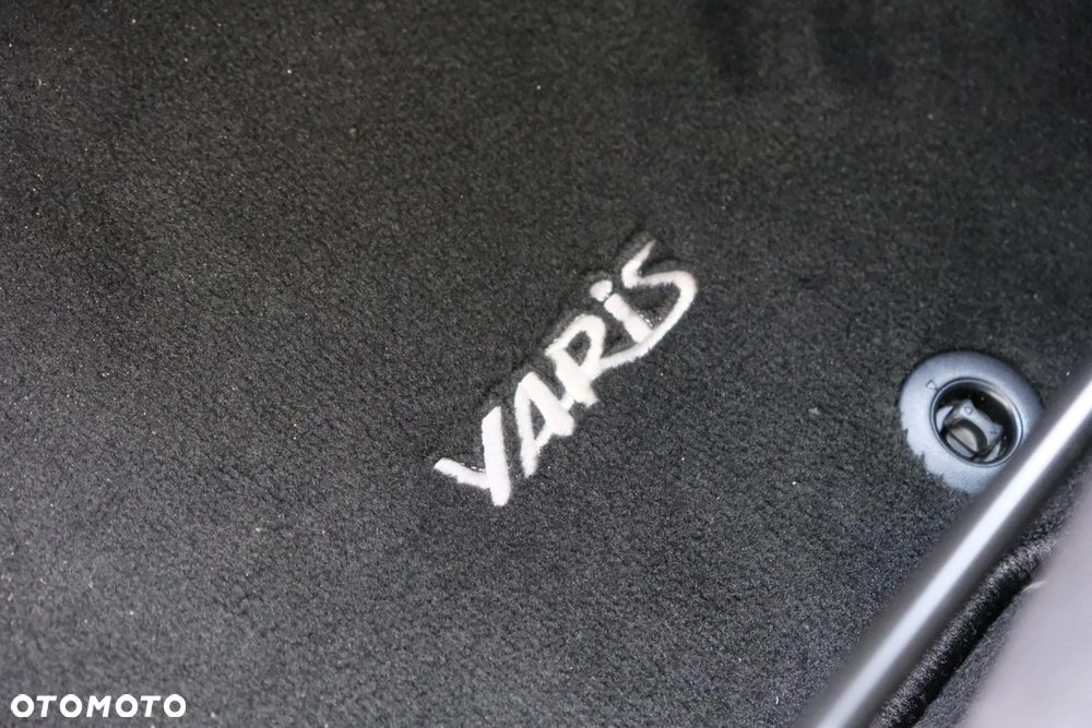 Toyota Yaris 1.5 VVT-i Style Selection - 25