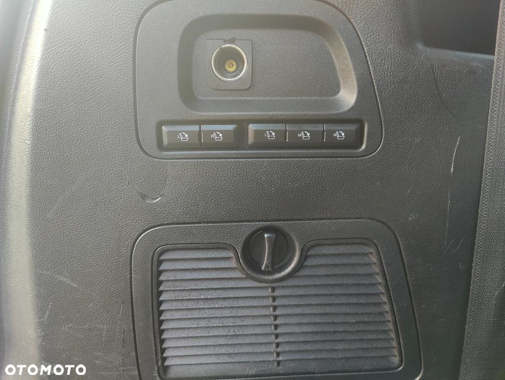 Ford S-Max 2.0 TDCi Titanium - 30