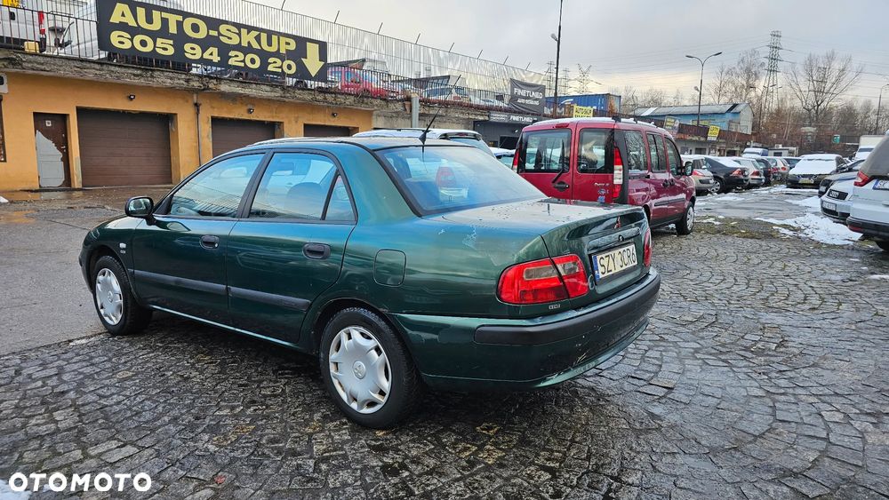 Mitsubishi Carisma 1.8 GDI Avance - 5