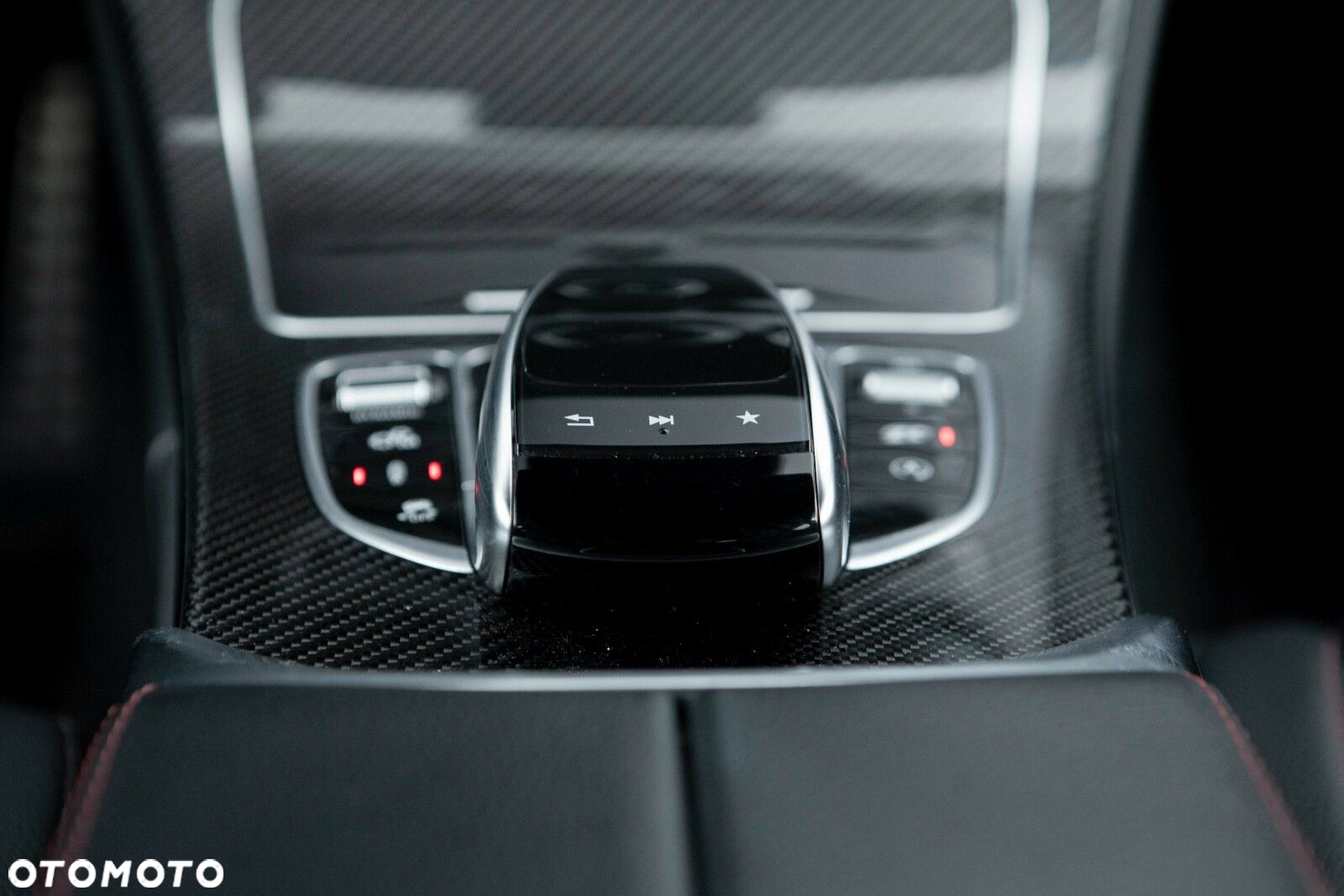 Mercedes-Benz Klasa C AMG 43 4-Matic - 35