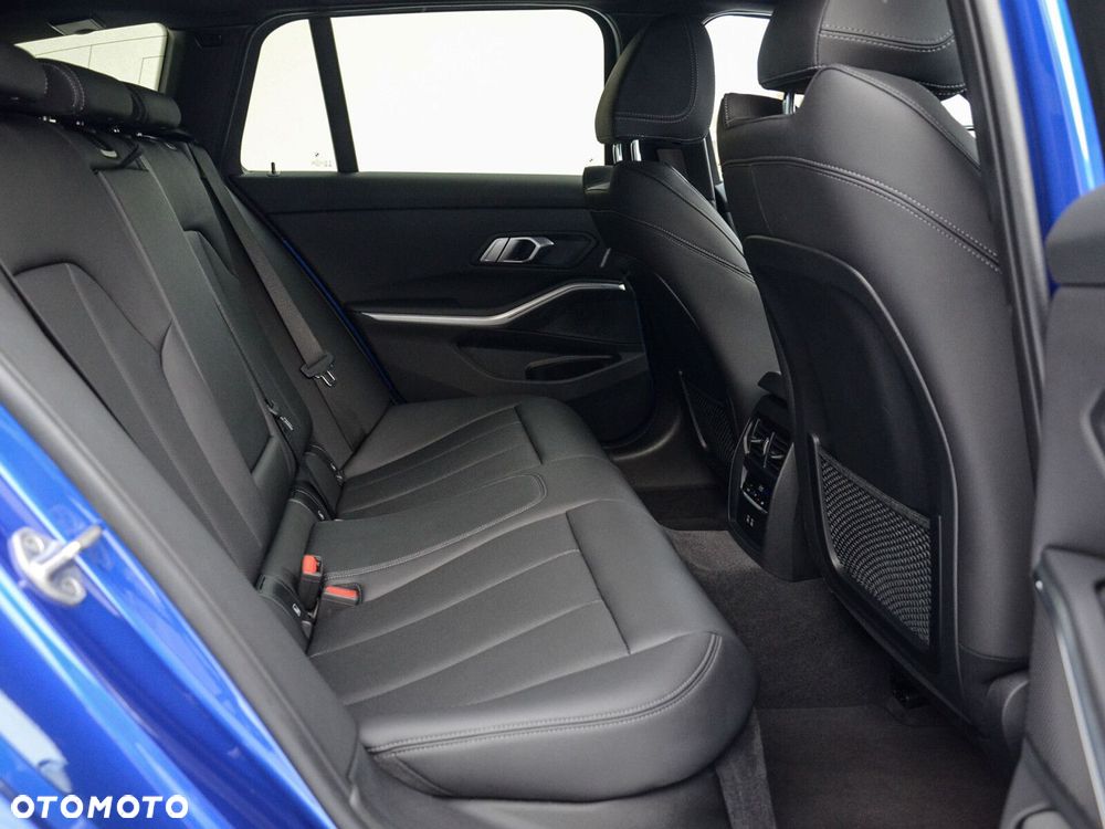 BMW Seria 3 - 33