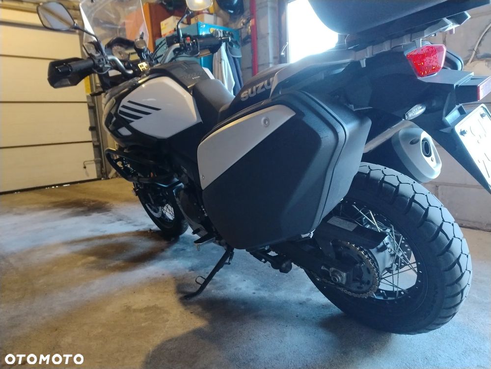 Suzuki DL - 4