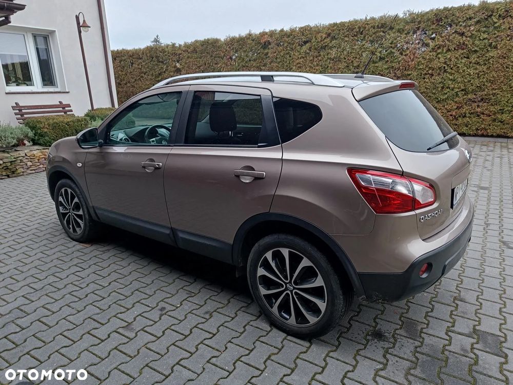 Nissan Qashqai 2.0 Tekna Premium CVT - 3