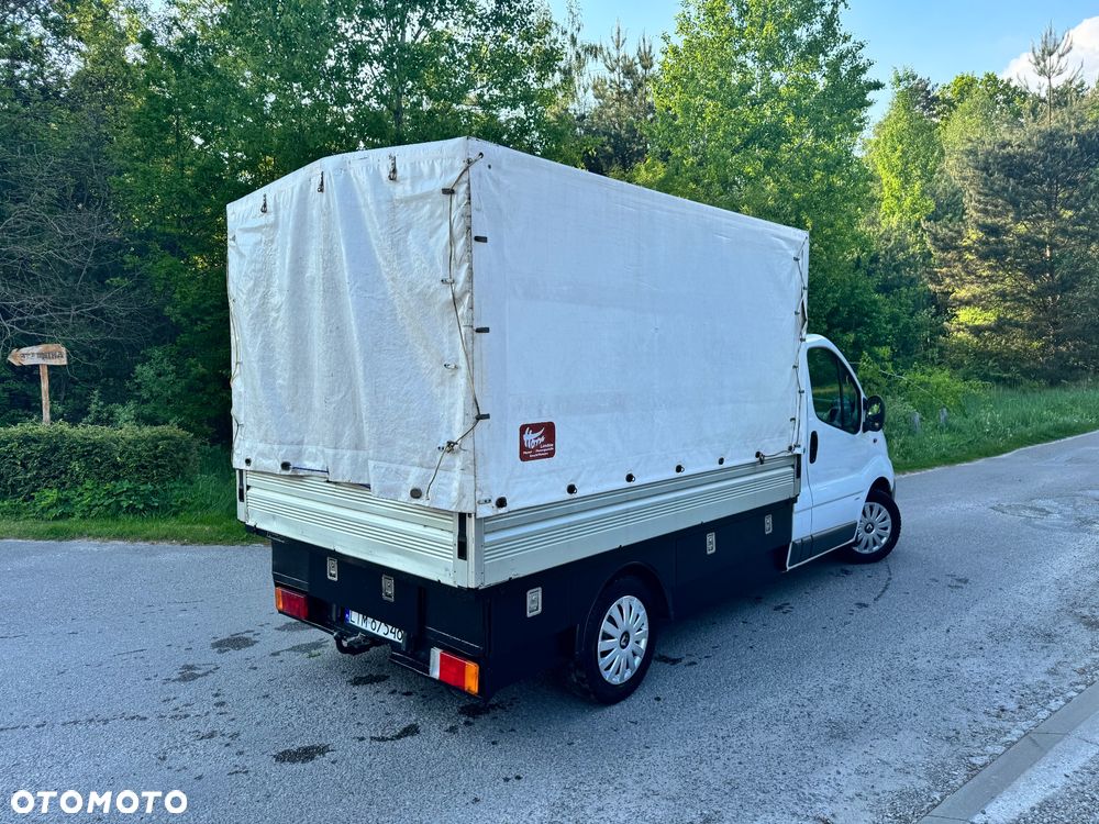 Opel Vivaro - 15
